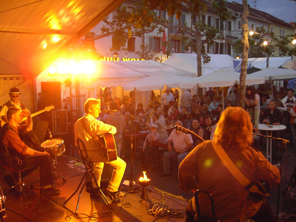 NMC auf einem Weinfest